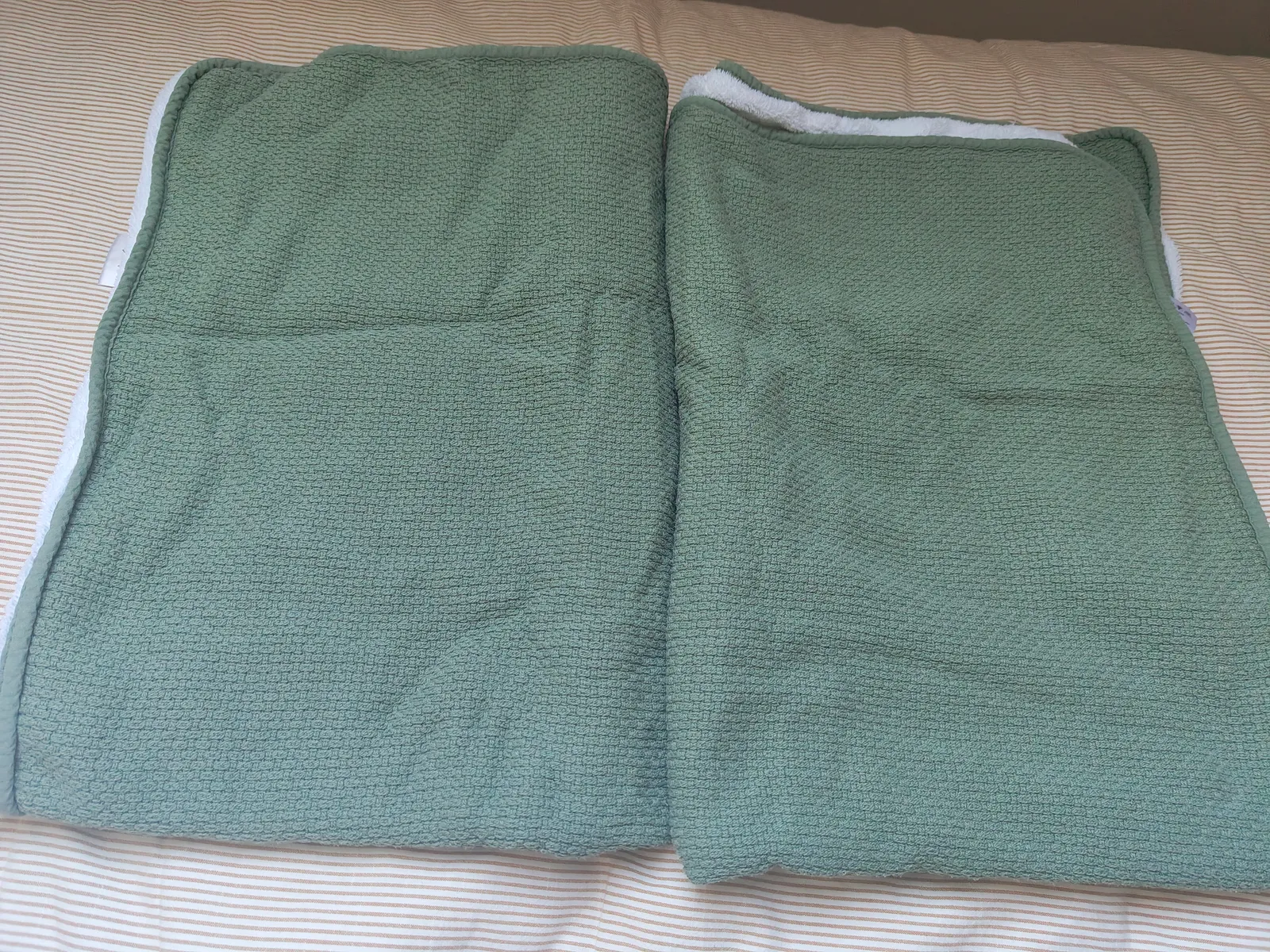 Wieg dekens voor winter 2 stuks - kleur pastel groen