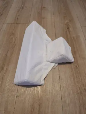 Baby Side Pillow / Anti-Roll Support – Zachte schuimrubberen positioneerder 2