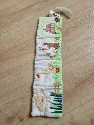 Babyspeelgoedset (8+ maanden) – zachte pop, knuffels en stoffen sensorische boekjes