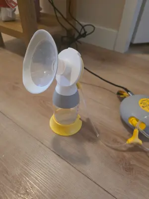 Medela Swing Maxi dubbele elektrische borstkolf – licht gebruikt, oplaadbaar via USB 5