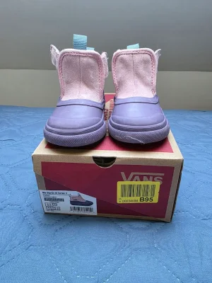 Baby Shoes Bundle (Size 20–21.5) – Vans + Boots Set (4 Pairs) 2