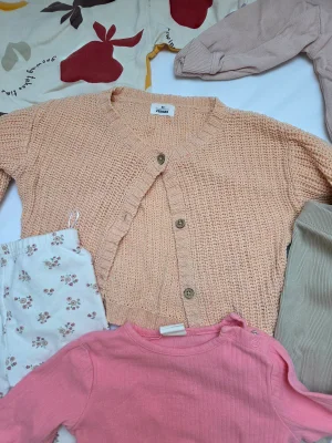 Baby Girl Tops & Leggings Bundle – 6 Pieces, Sizes 74/80/86 3