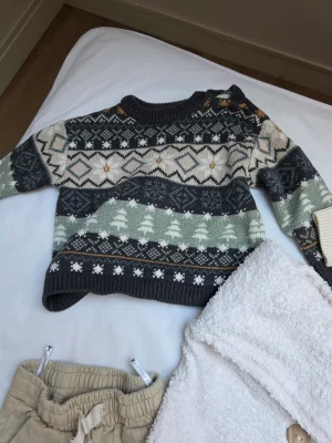 Winterpakket voor baby's – 3 truien + 2 broeken, maat 74, unisex 5