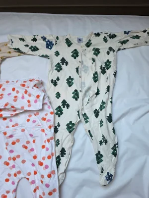 Baby Pajama Bundle – 4 Pyjama Sets + 3 Footed Sleepsuits, Sizes 74/76 5