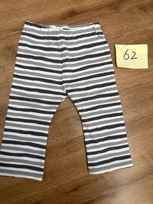 New boys’ shorts  – size 62 4